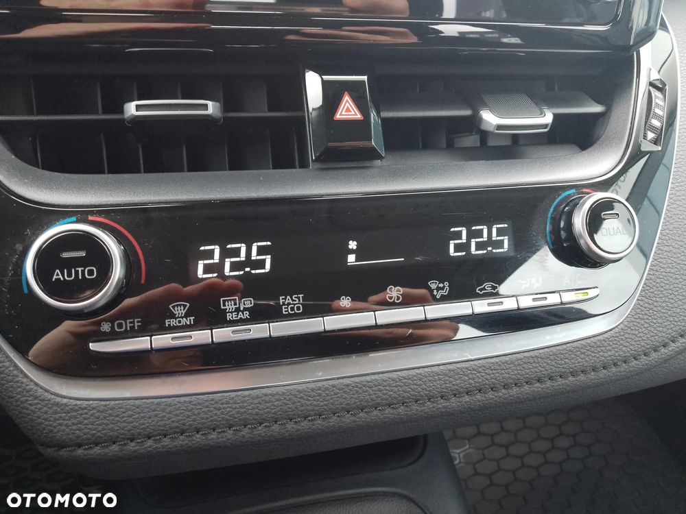 Toyota Corolla 1.5 Comfort - 21