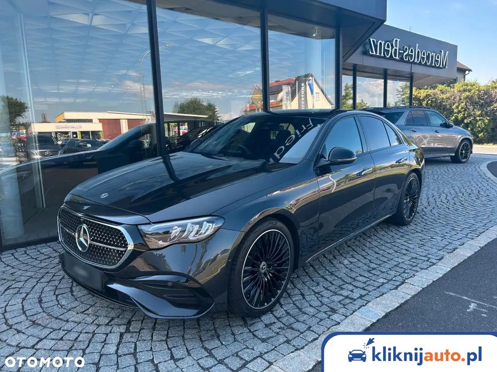 Mercedes-Benz Klasa E 220 d mHEV 4-Matic AMG 9G-Tronic - 3