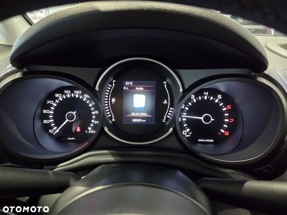 Fiat 500L 1.4 16V Urban - 18