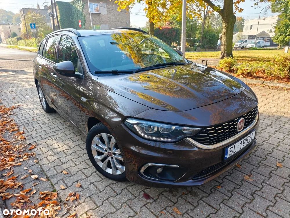 Fiat Tipo 1.4 T-Jet Lounge - 1