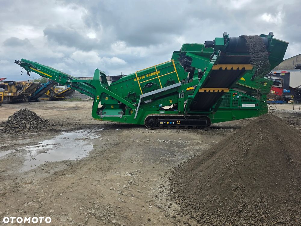 McCloskey R105 - 2