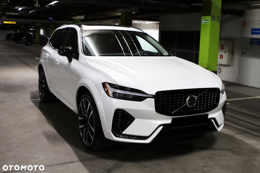 Volvo XC 60 B5 B AWD Ultra Black Edition - 7