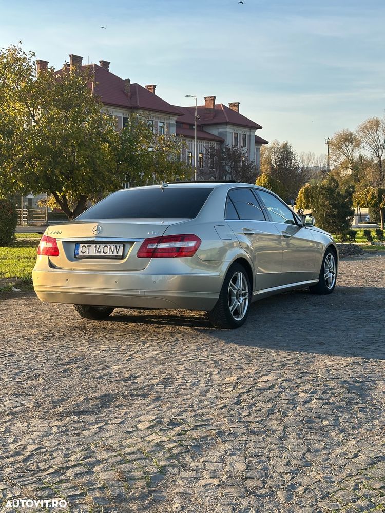 Mercedes-Benz E 250 CDI BlueEfficiency Aut. - 4