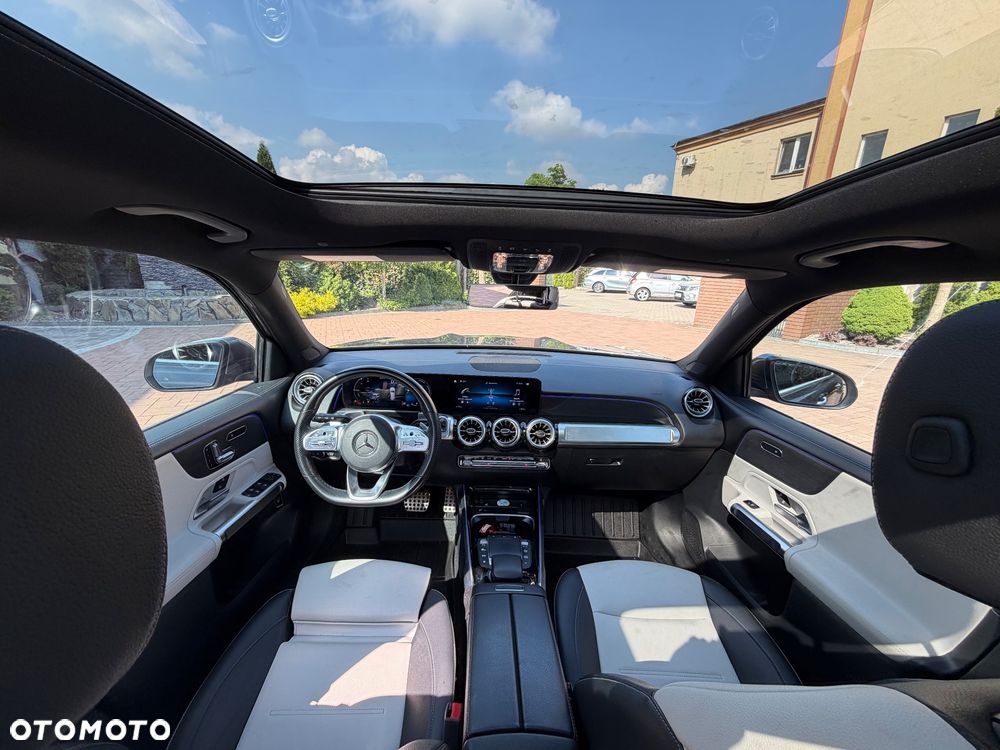Mercedes-Benz GLB 250 4-Matic AMG Line 8G-DCT - 15