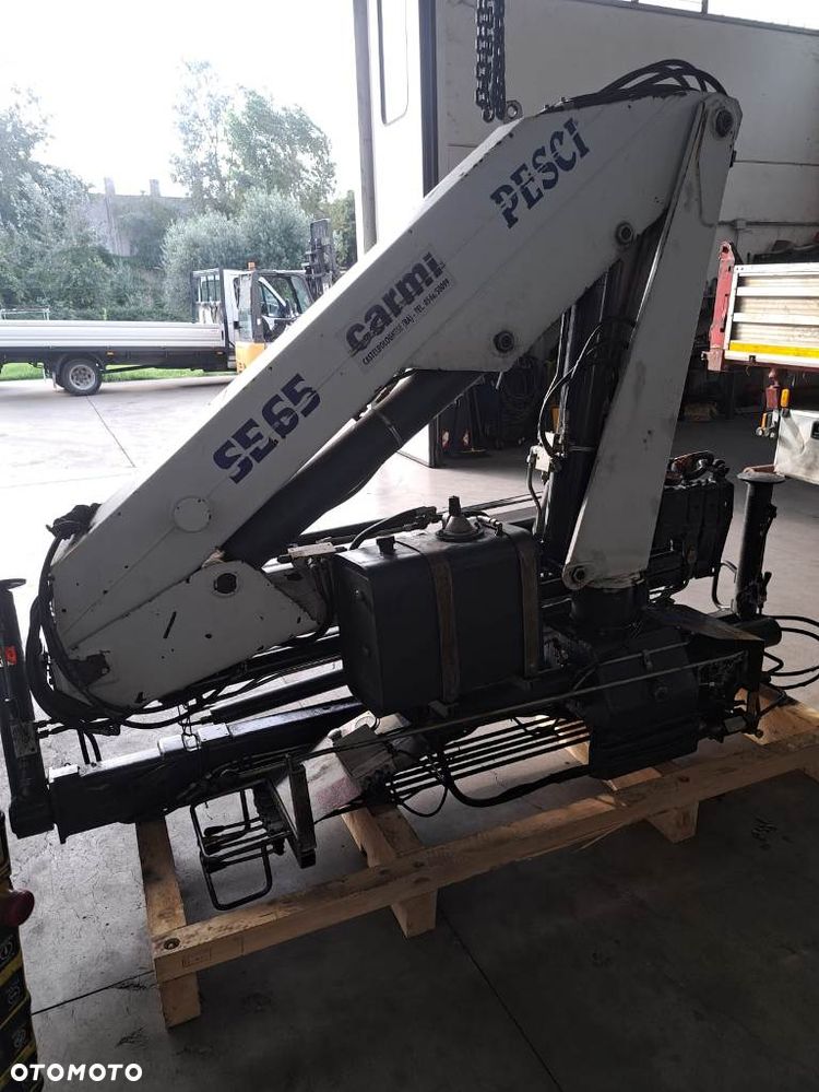 HDS Pesci SE 65 Palfinger Hiab Fassi Iveco Daily Nissan Mercedes Master Rebault - 3