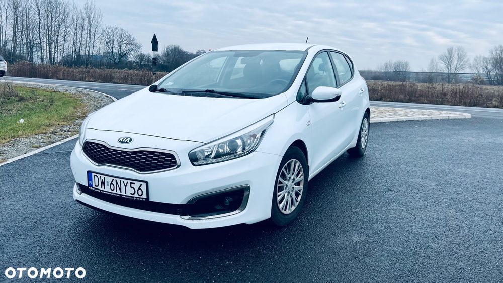 Kia Ceed 1.4 CRDi M - 1