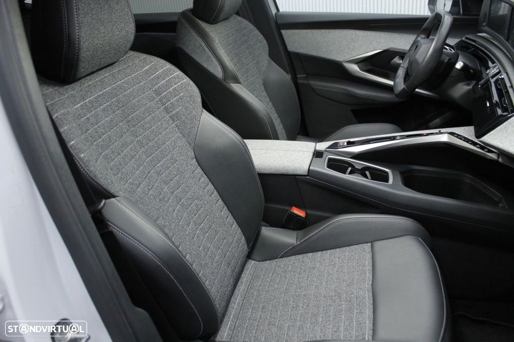 Peugeot 3008 1.2 Hybrid Allure e-DCS6 - 15