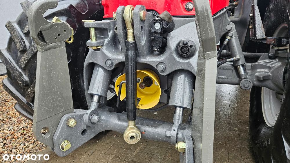 Massey Ferguson 7724 - 8