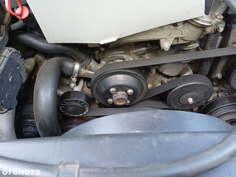 Mercedes-Benz Klasa E - 27