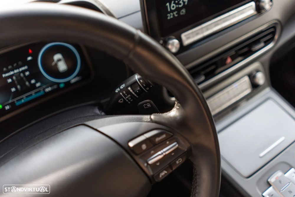 Hyundai Kauai EV 64 kWh Premium - 23