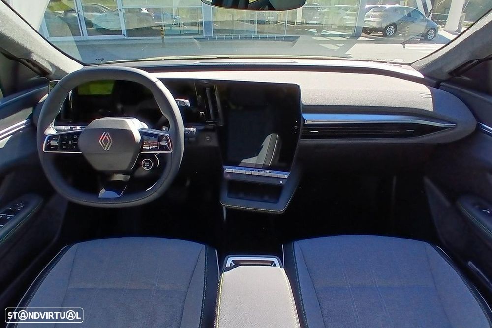 Renault Scénic E-Tech 60 kWh Techno - 8