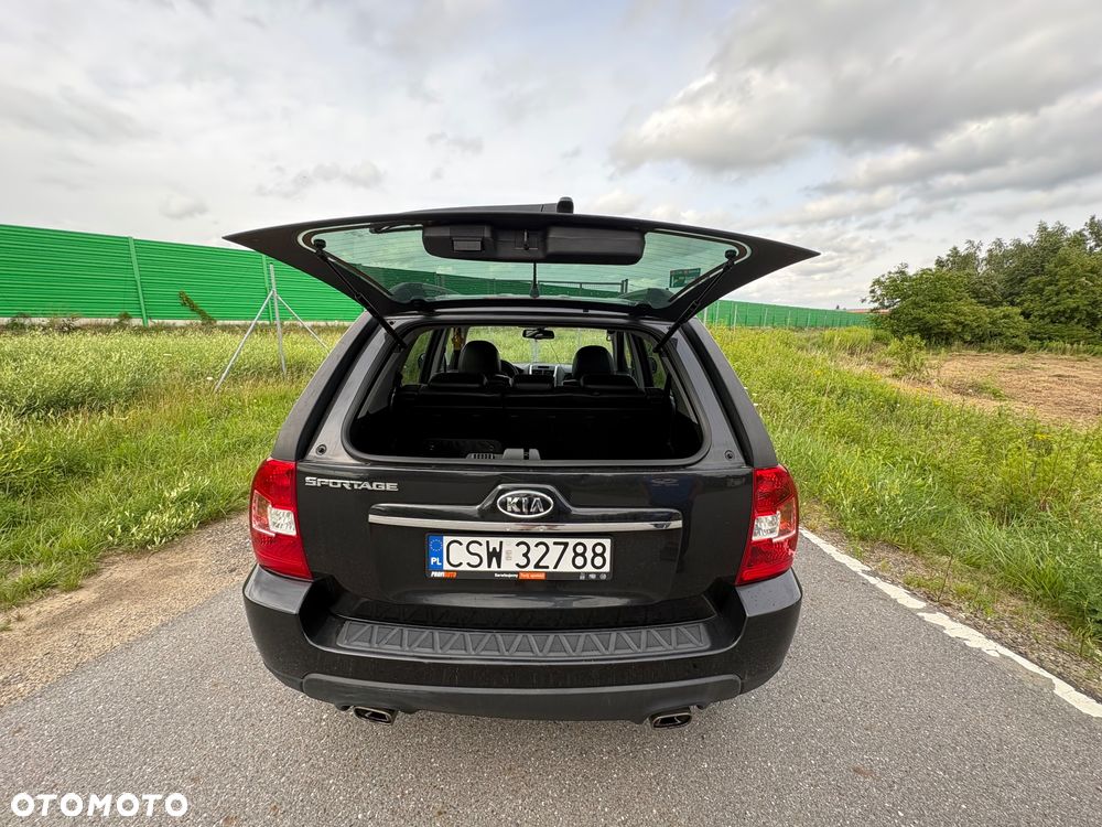 Kia Sportage 2.0 2WD Cup - 27