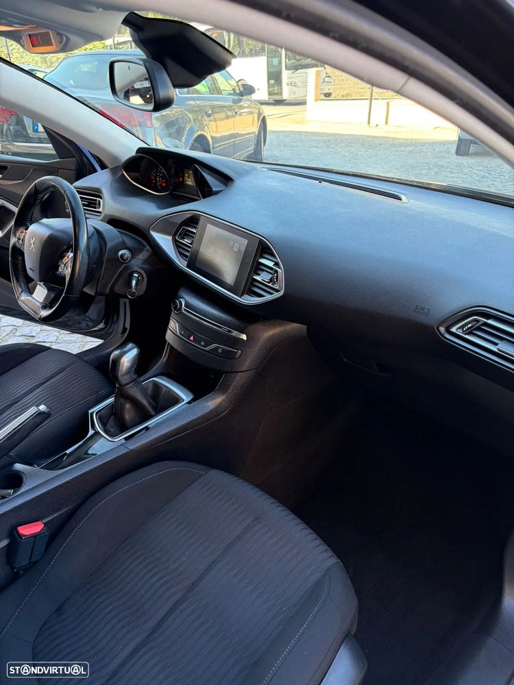 Peugeot 308 1.6 HDi Active - 9