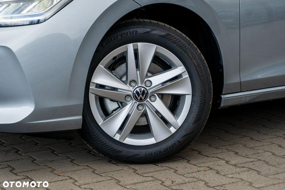 Volkswagen Golf - 5