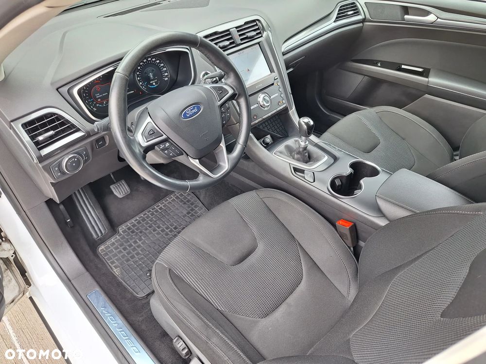 Ford Mondeo 2.0 EcoBlue Titanium - 17