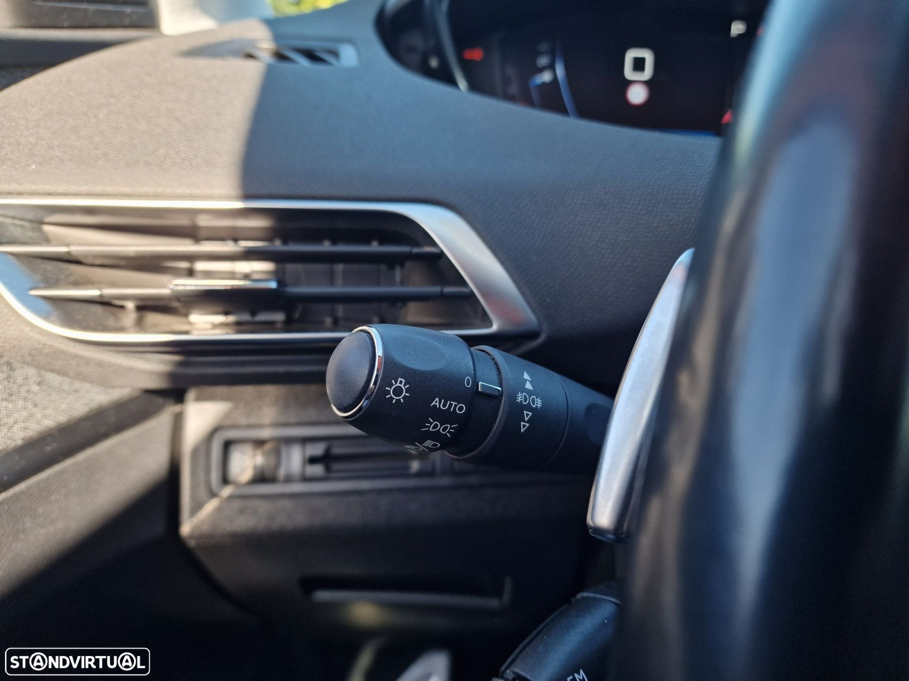 Peugeot 3008 - 21
