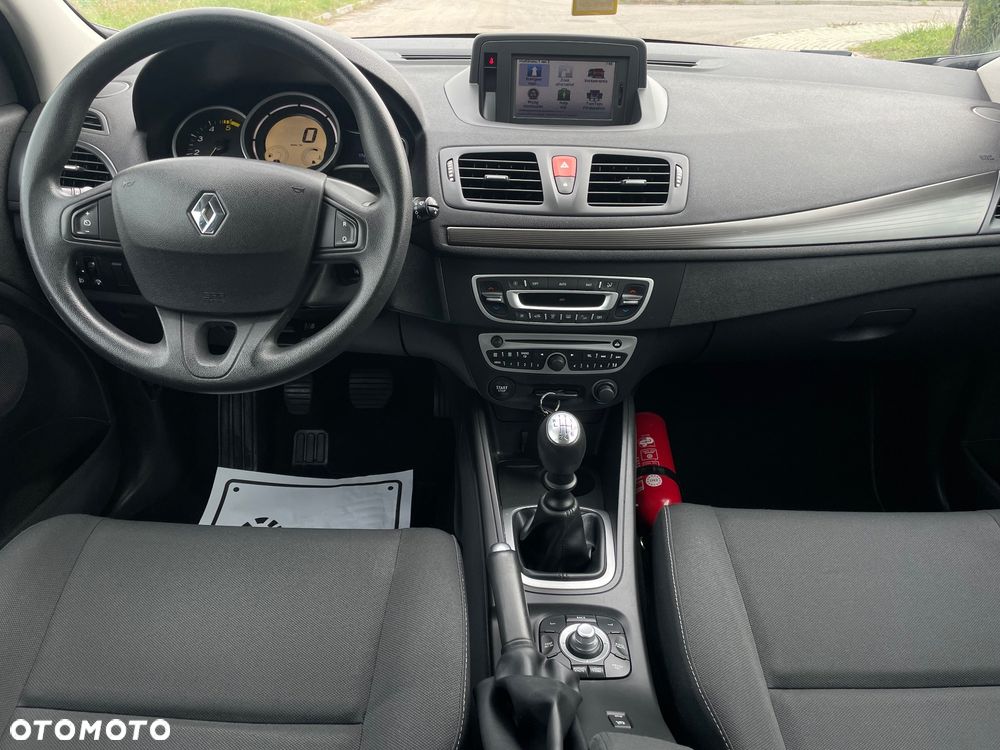 Renault Megane 1.5 dCi Avantage - 11