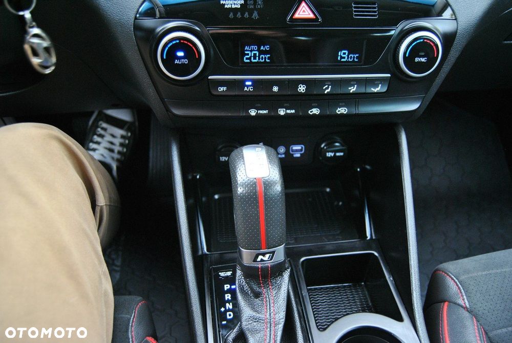 Hyundai Tucson 1.6 CRDi 48V-Hybrid 2WD DCT Prime - 11