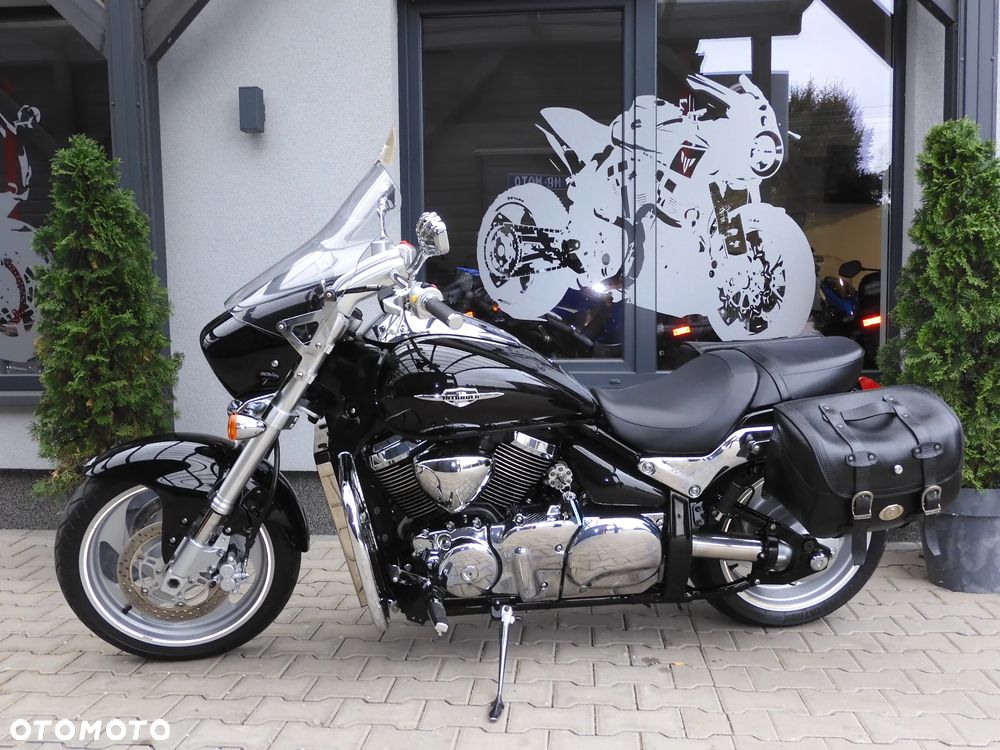 Suzuki Intruder - 38