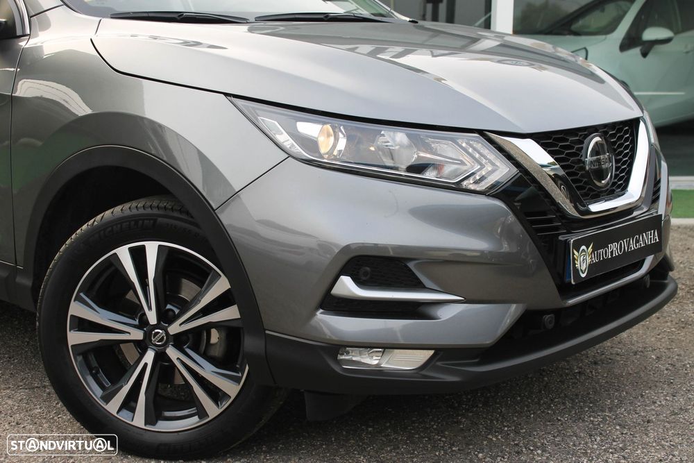 Nissan Qashqai 1.5 dCi N-Connecta J18+Led - 40