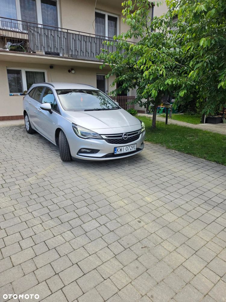 Opel Astra 1.6 CDTI Enjoy S&S - 1