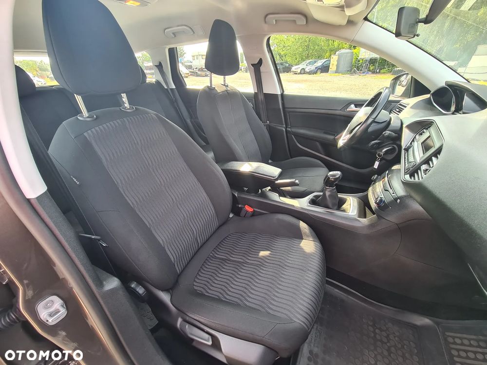Peugeot 308 1.6 HDi Access - 33