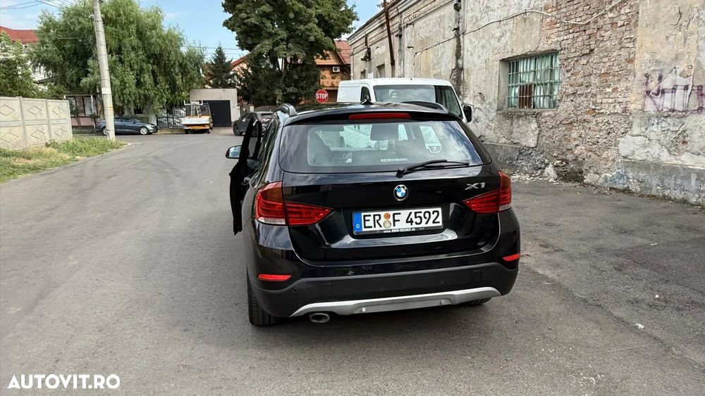 BMW X1 xDrive18d - 3
