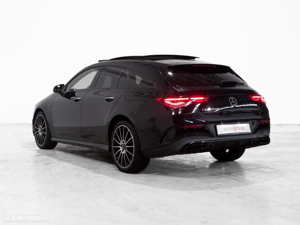 Mercedes-Benz CLA 250 e Shooting Brake 8G-DCT AMG Line - 4