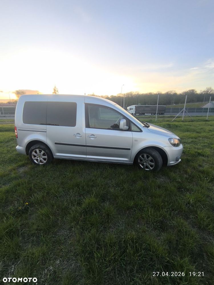 Volkswagen Caddy 2.0 Life Style (7-Si.) - 2