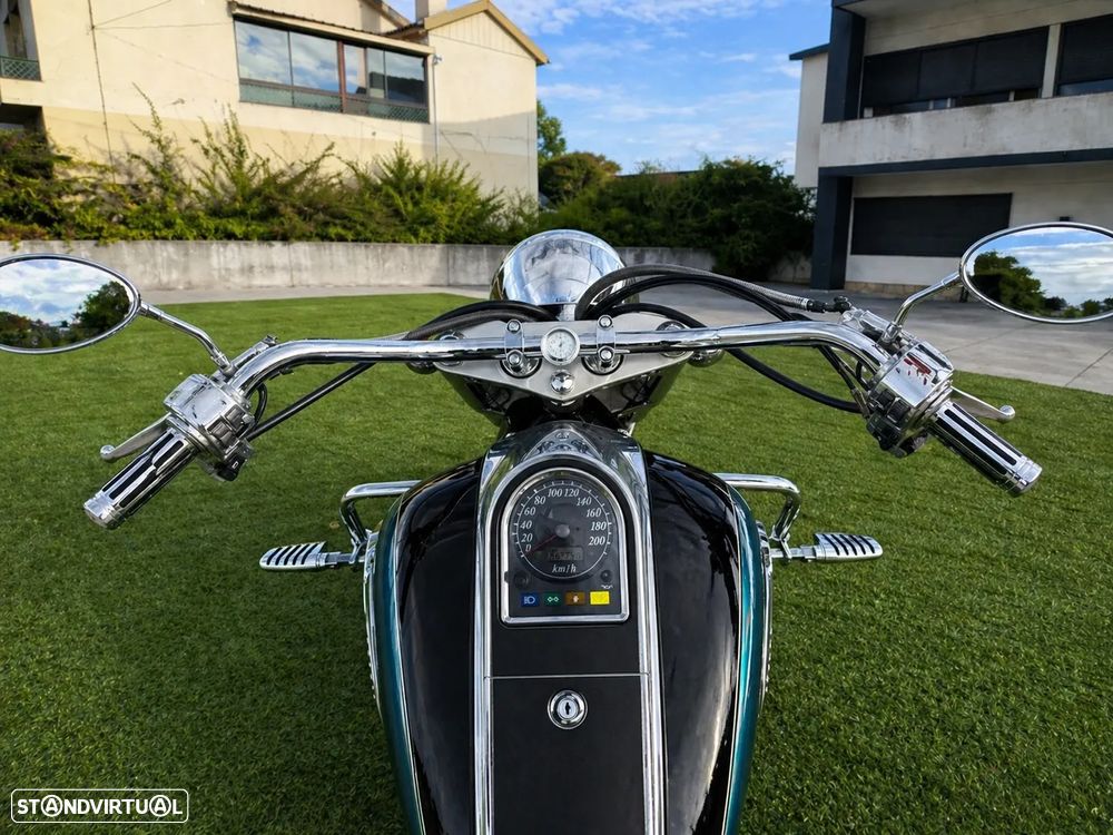 Suzuki VL VL 1500 INTRUDER LC - 4