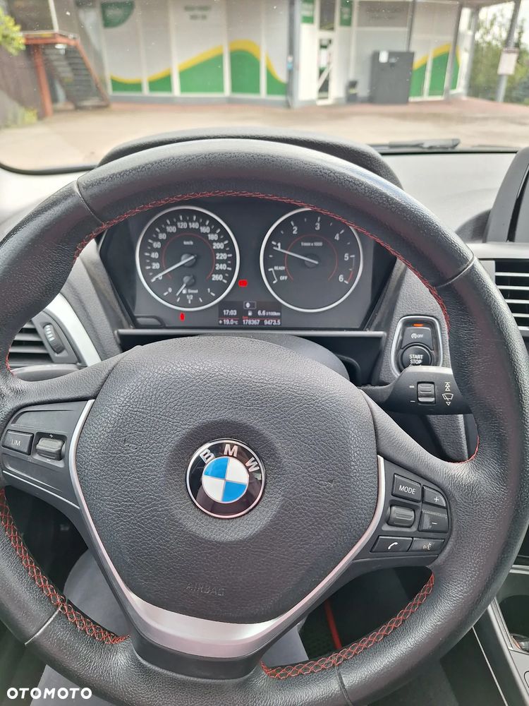 BMW Seria 1 116d Sport Line - 12