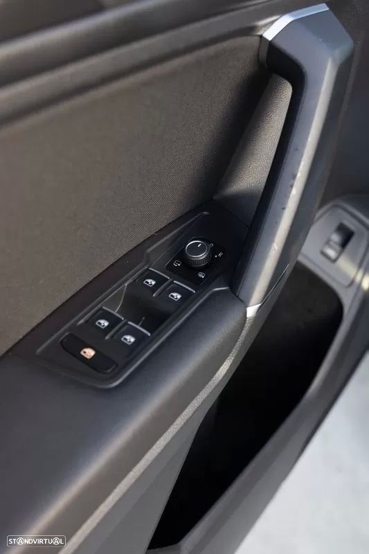 VW Tiguan Allspace 2.0 TDI Confortline DSG - 29