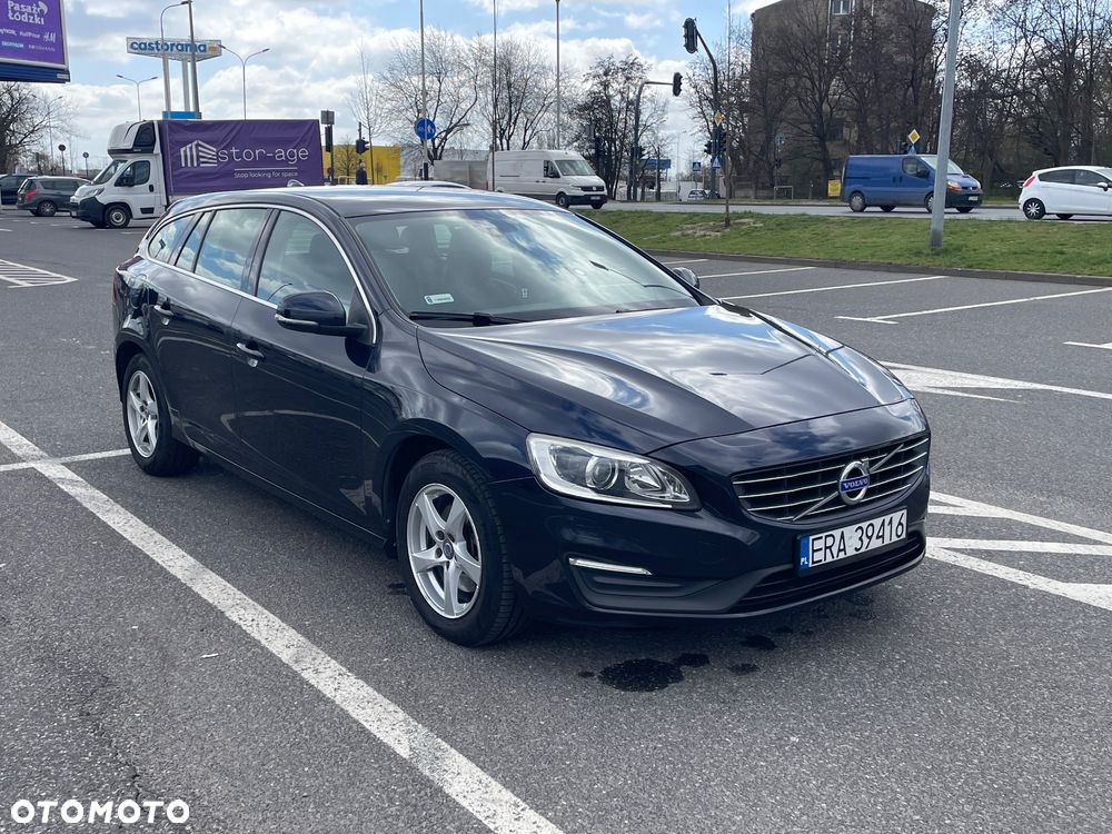 Volvo V60 D3 Momentum - 3