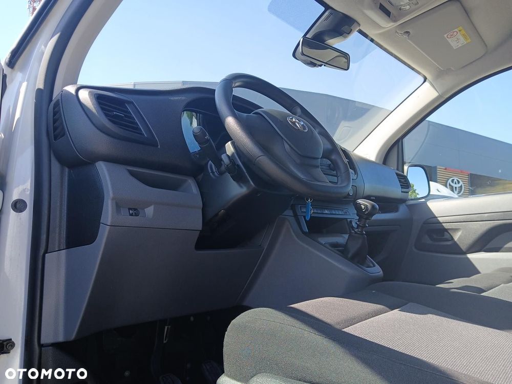 Toyota PROACE - 32