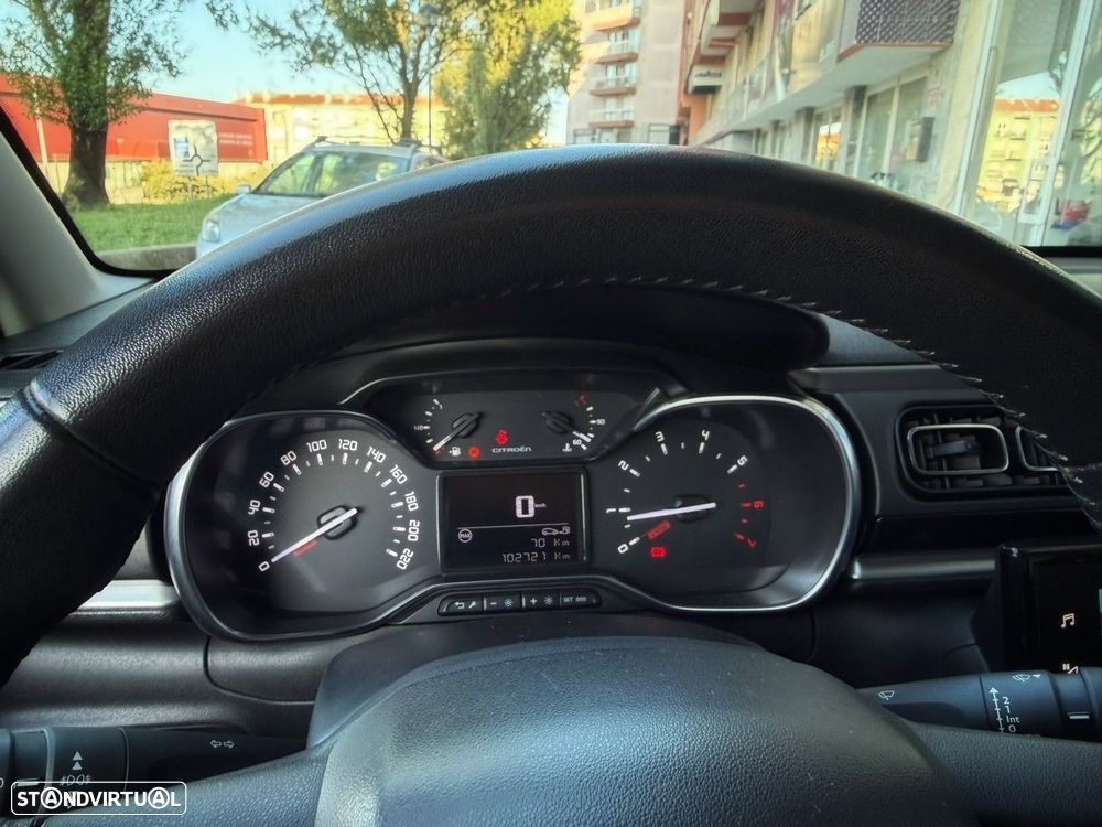 Citroën C3 1.2 PureTech Shine - 18