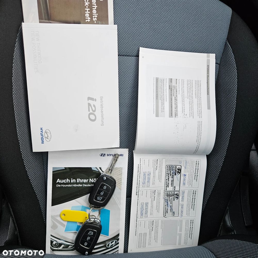 Hyundai i20 - 20