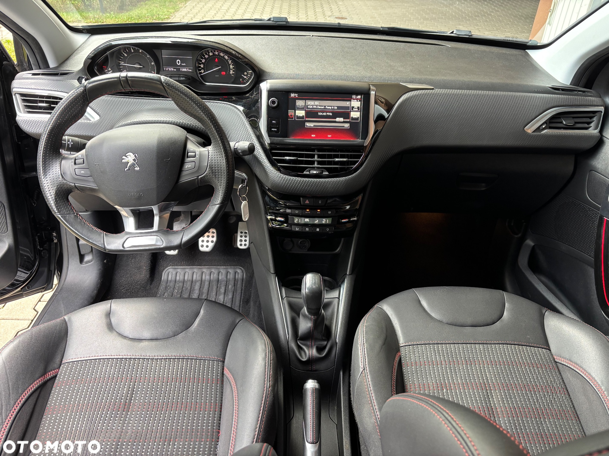 Peugeot 208 PureTech 110 Stop & Start Allure - 5