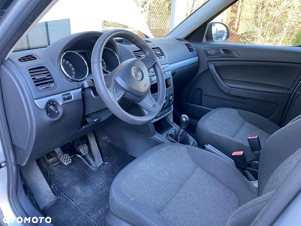 Skoda Yeti 2.0 TDI SCR 4x2 Active - 9