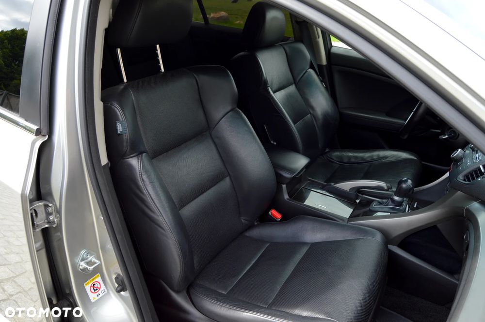 Honda Accord 2.4 Executive - 29