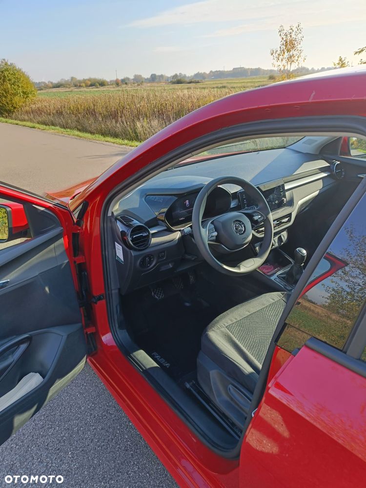 Skoda Fabia 2024 photo 3