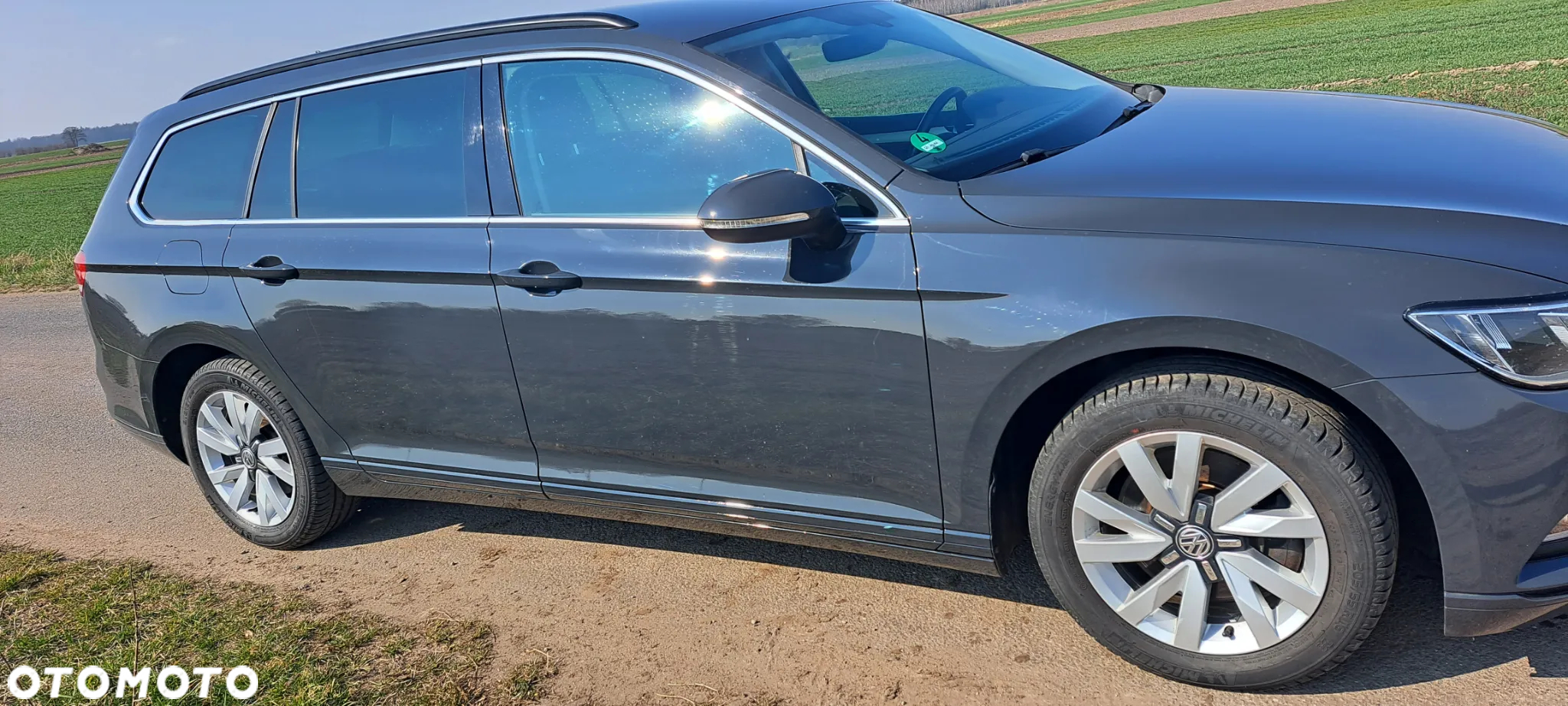 Volkswagen Passat 2.0 TDI (BlueMotion Technology) DSG Comfortline - 3