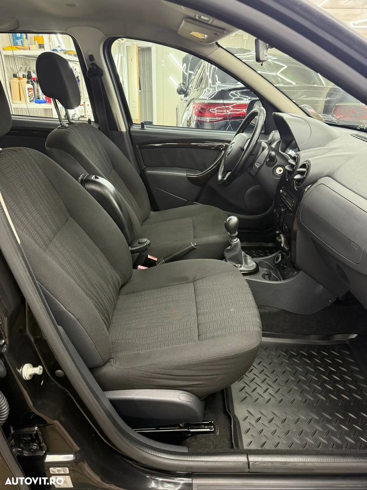 Dacia Duster 1.5 dCi 4x4 Prestige - 5