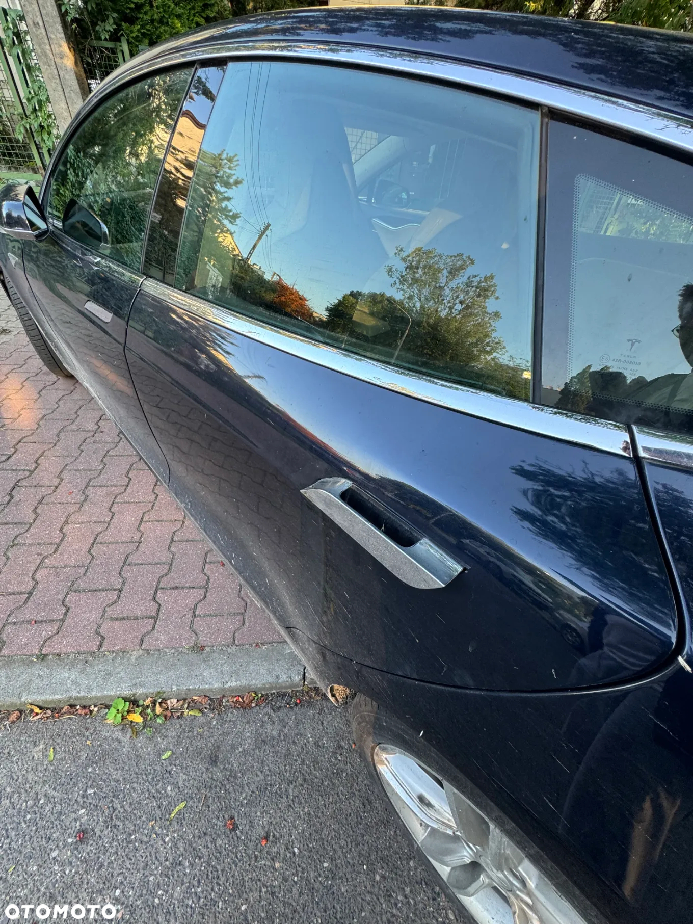 Tesla Model S 85D Allradantrieb - 3