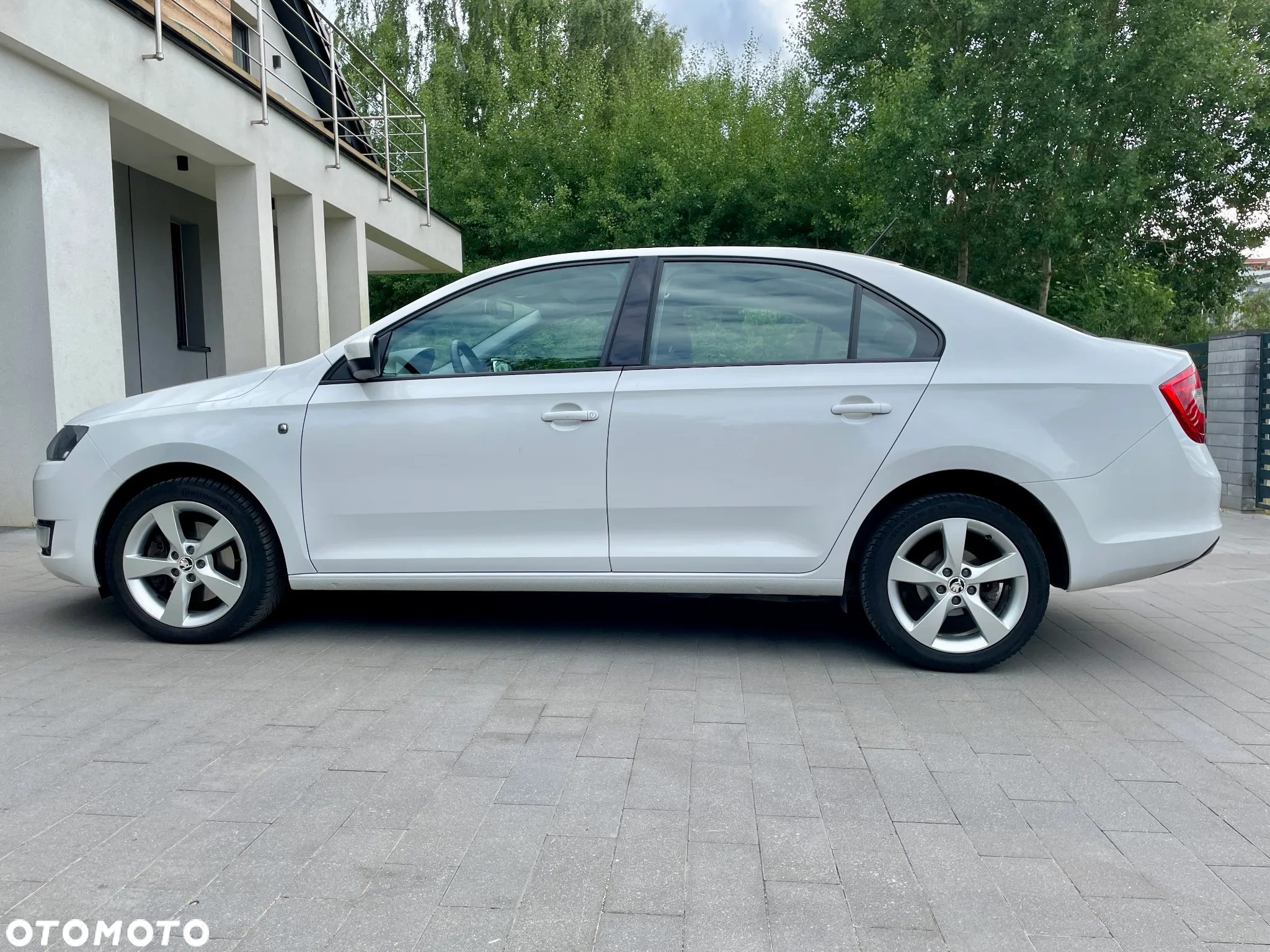 Skoda RAPID 1.6 TDI DPF Elegance Max - 2