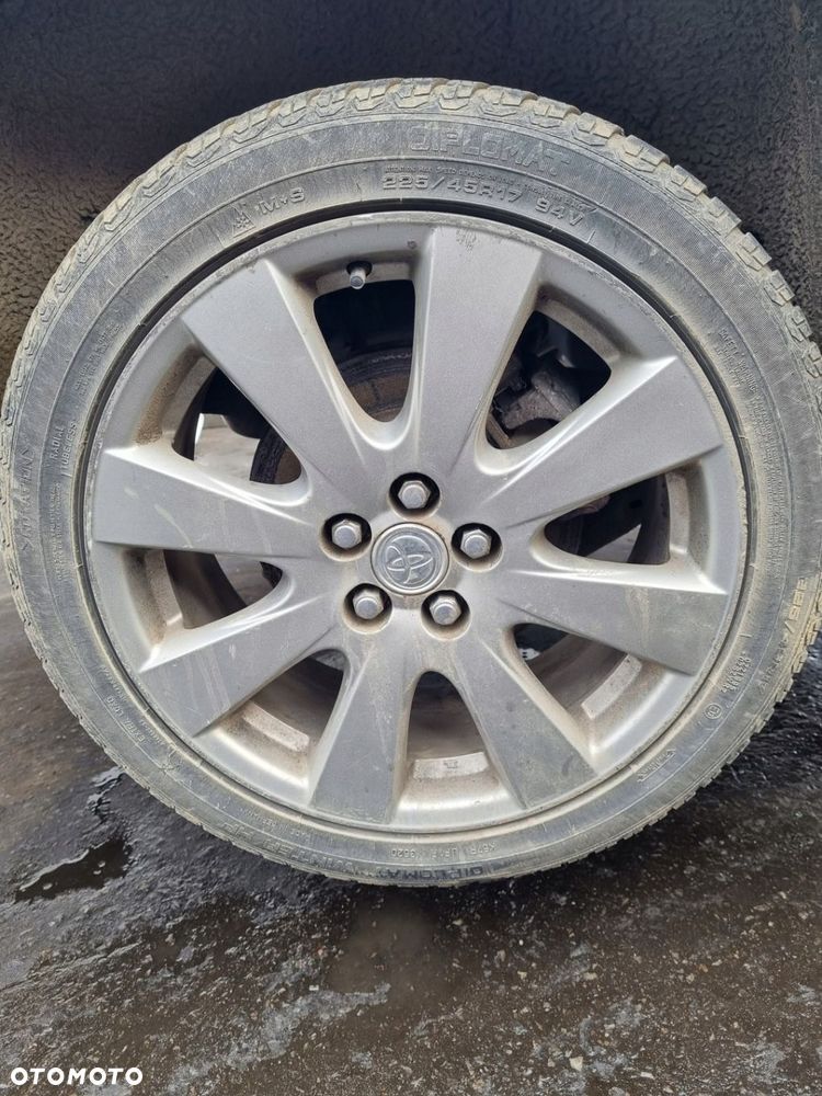 TOYOTA AVENSIS II T25 03-09 komplet 4 sztuki felgi ALUFELGI 17 5x100 ET 45 * - 4