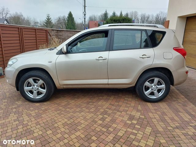 Toyota RAV4 2.0 VVT-i Premium - 10