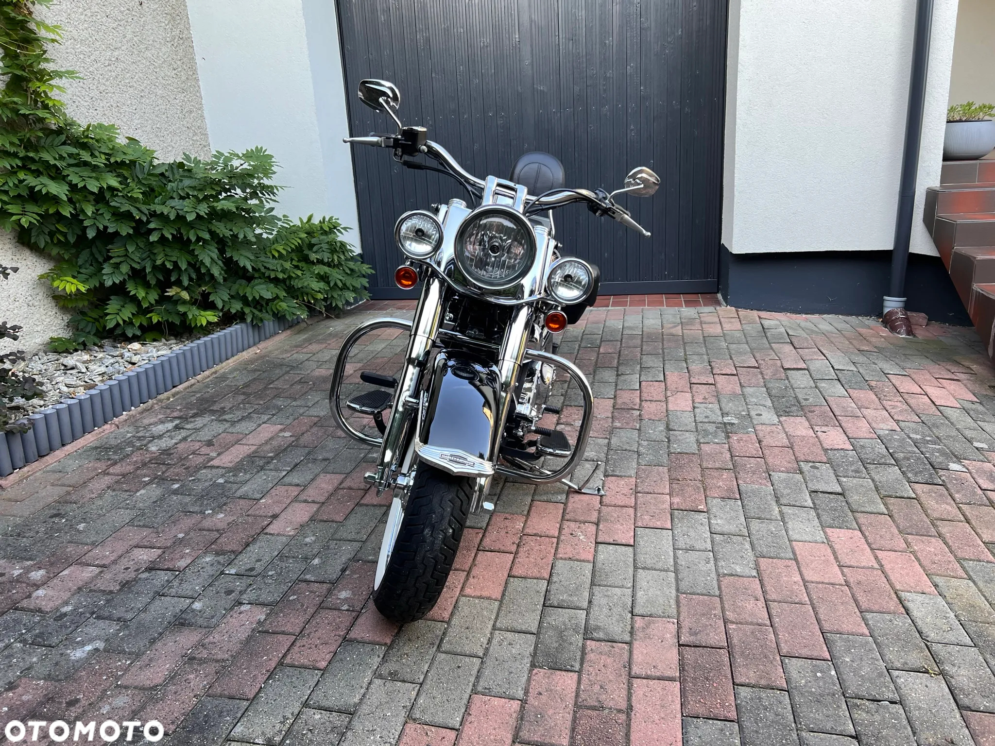 Harley-Davidson Softail Deluxe - 11