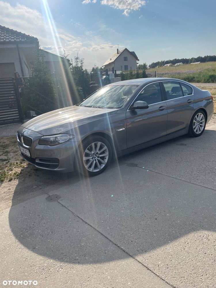BMW Seria 5 520d xDrive - 2