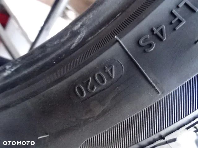 245/45/R20 103W Extra loud Unigrip Lateral Force 4S - 12