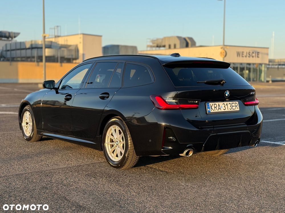 BMW Seria 3 318i Touring M Sport - 8
